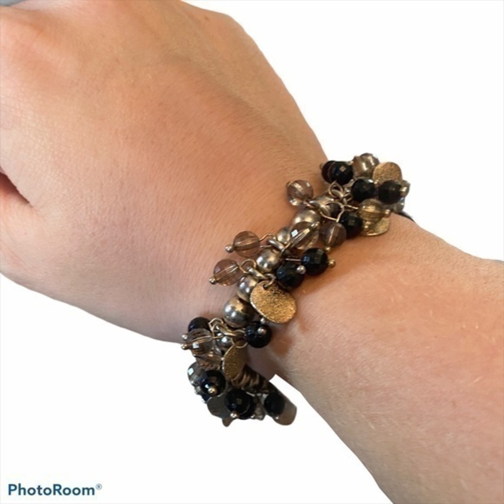 Silver beaded bracelet
